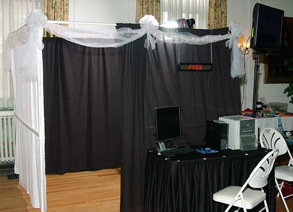 Party Booth - Photo Booth Rentals KY